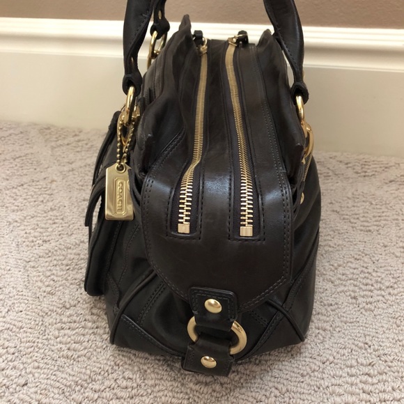 Coach purse - Picture 2 of 4